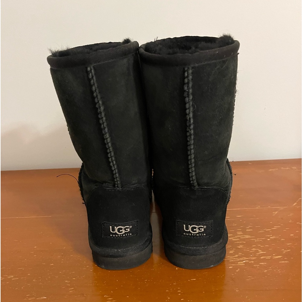 Classic Uggs - image 2